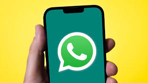 WhatsApp chat app social media addiction